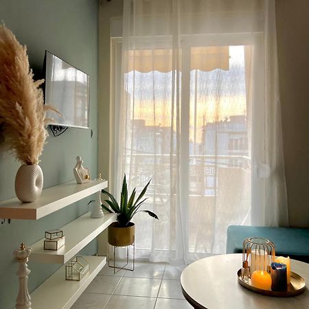 The Mk Project Apartment อเล็กซานโดรโพลิส ภายนอก รูปภาพ